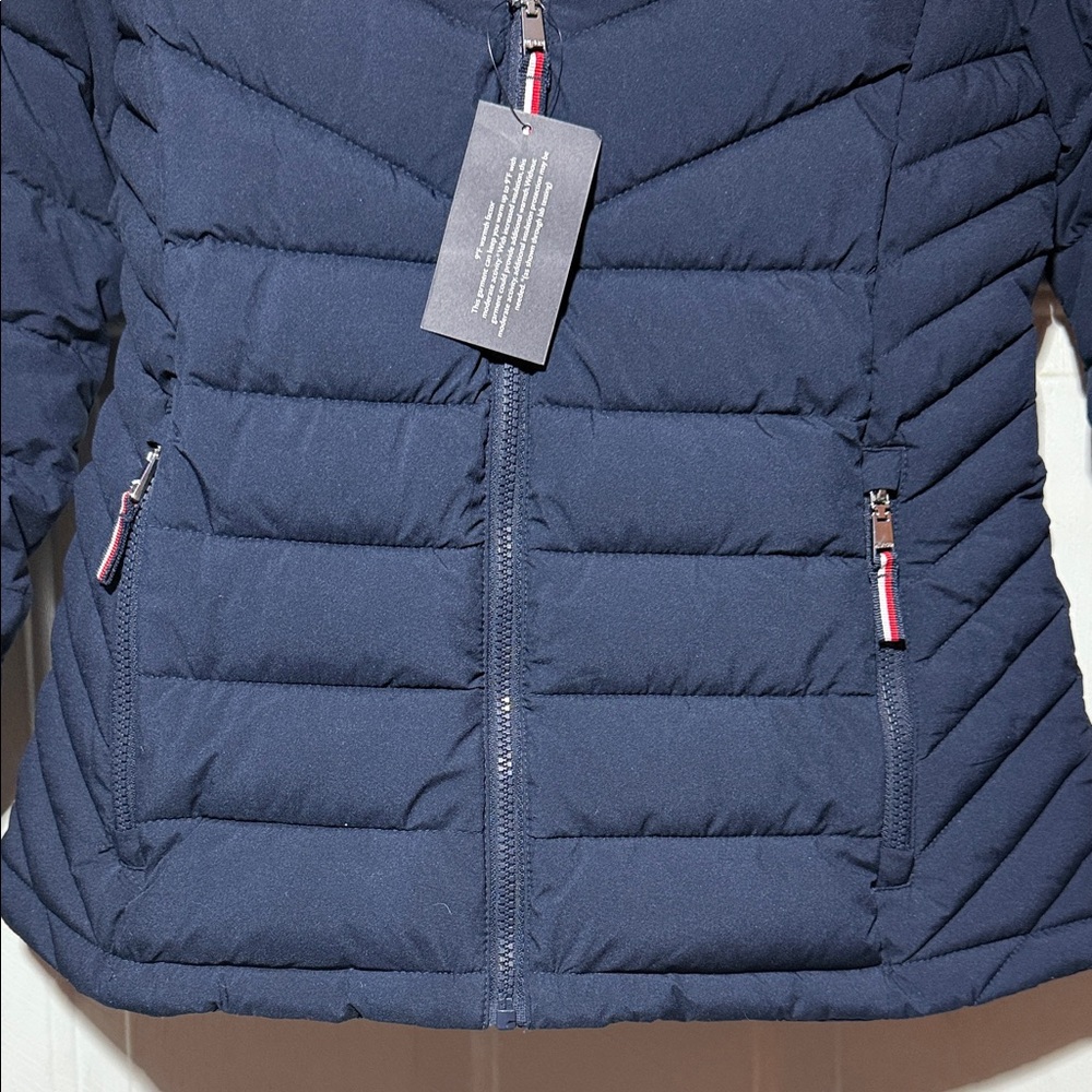 Tommy Hilfiger Women's Dark Blue Puffer Jacket NWT - Picture 3 of 9